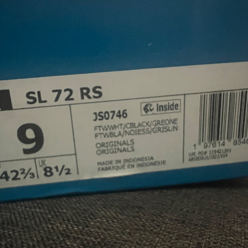 Adidas - Picture 3 of 3